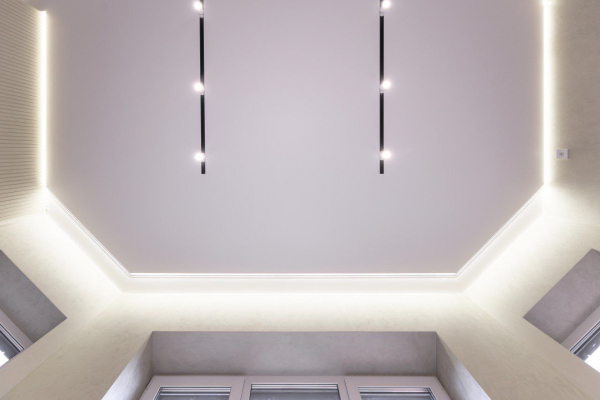 Парящий потолок